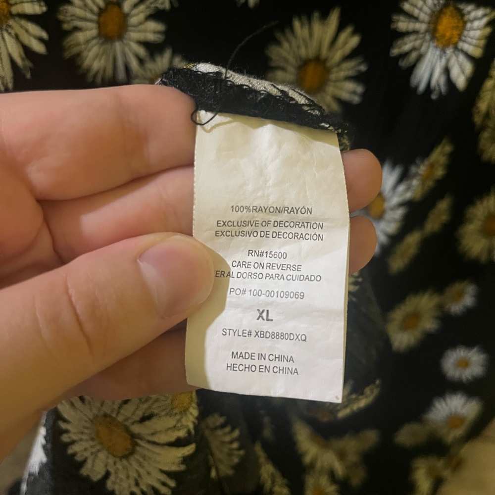 🤎3/$10 Signature by Sangria Black Dress with Daisy Pattern Size XL - Picture 7 of 7